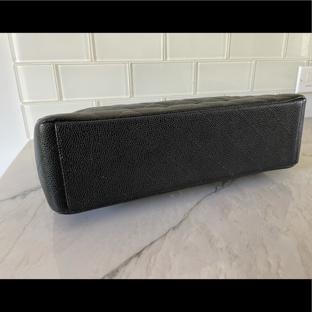 Chanel classic flap maxi bag caviar black w/gold - Picture 8 of 11